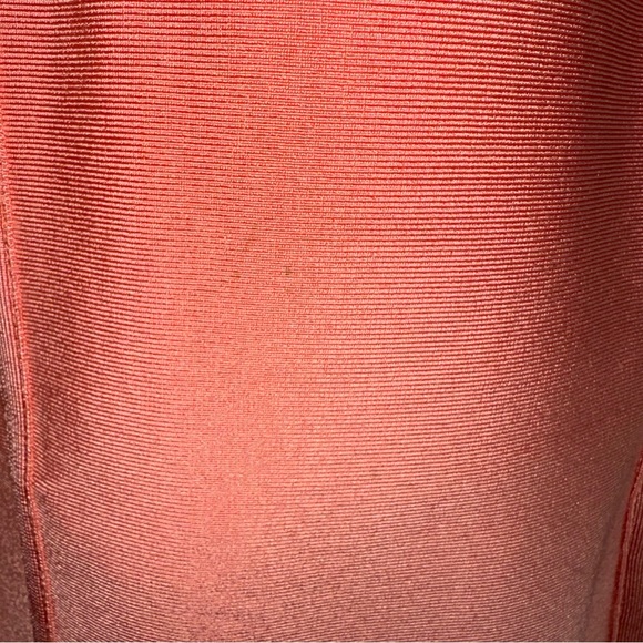 House of CB London Savannah V-Neck Low Plunge Bodycon Dress in Peach Size L - Picture 3 of 15